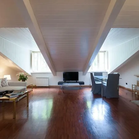 Mansarda Charme Apartamento Turín